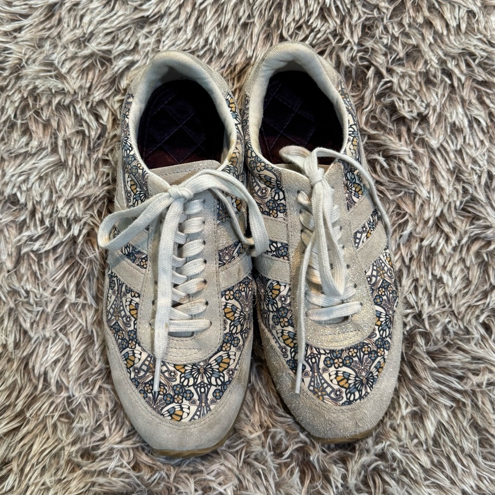 Gola Cream Canvas Sneakers